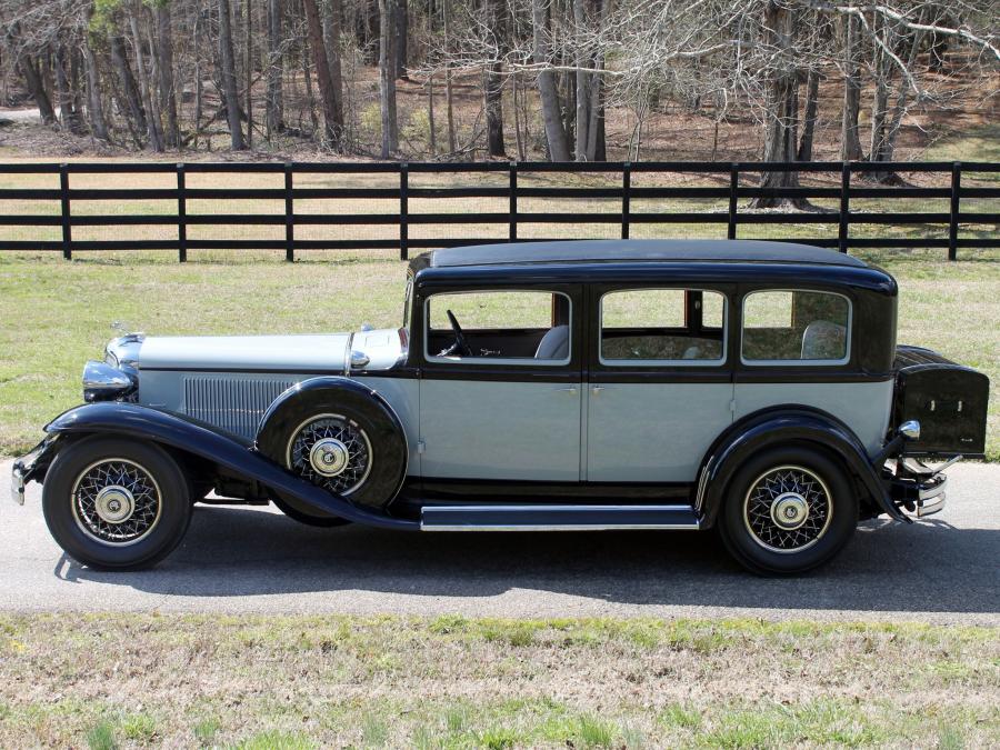  Chrysler Imperial 7-Passenger Sedan 1931 года  (фото 3 из 5)
